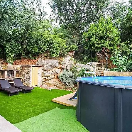 Villa Peralta W Above Ground Pool Girona